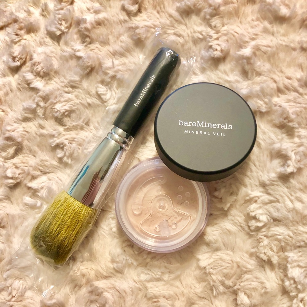 bareMinerals Mineral Veil + Flawless Face Brush